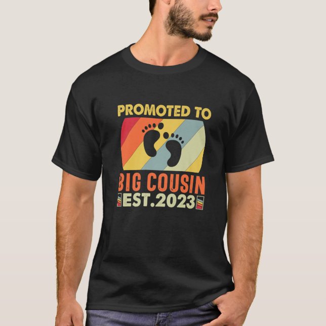 Camiseta Incrível Promovido Ao Primo 2023 Gravidez Anno (Frente)