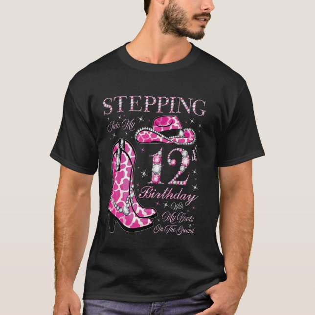 Camiseta Indo Ao Meu Aniversário De 12 Com As Minhas Botas (Frente)