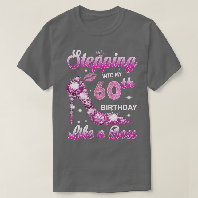 Camiseta Indo Ao Meu Aniversário De 60 Anos Como Uma Rainha (Frente do Design)