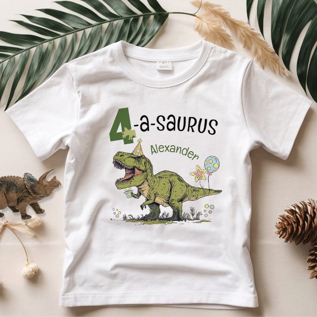 Camiseta Infantil 4-a-saurus Dinossauro Cuto Nome 4º Festa de Aniver (Criador carregado)