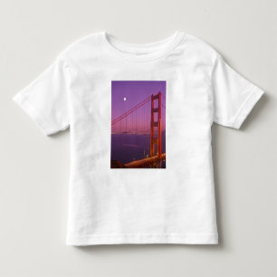 Camiseta Infantil A Ponte Golden Gate logo após o pôr do sol,