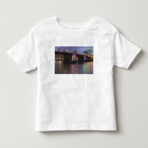 Camiseta Infantil A ponte Morrison sobre o rio Willamette