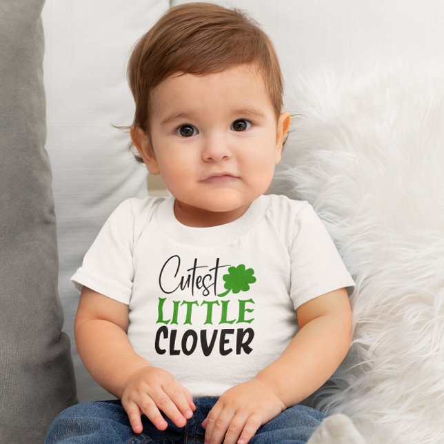 Camiseta Infantil A Rua mais bonita de Clover. (Criador carregado)