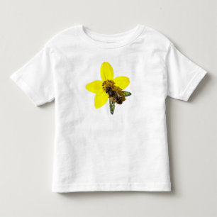 Camiseta Infantil Abelha numa flor amarela