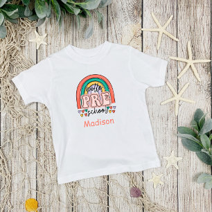 Camiseta Infantil Alô Personalizado Corações do Arco-Íris Pré-Escola