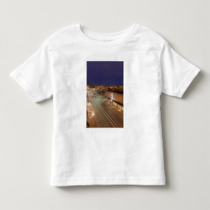 Camiseta Infantil Amanhecer na Main Street de Bismarck, Dakota do No