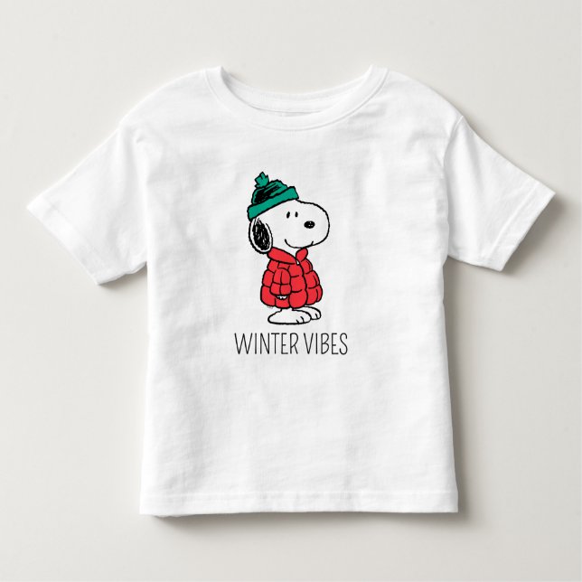 Camiseta Infantil Amendoins | Casaco de inverno e chapéu de Snoopy (Frente)