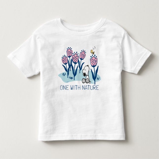 Camiseta Infantil Amendoins | Jardim da Flor de Esnoopia e Madeira (Frente)