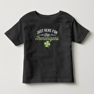 Camiseta Infantil Apenas Aqui Para As Travessuras Dia De São Patríci