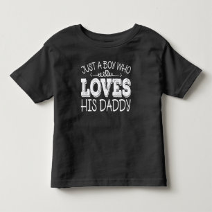 Camiseta Infantil Apenas Um Menino Que Ama Seu Papai Festa de Aniver