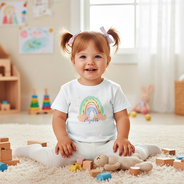 Camiseta Infantil Arco-íris e estrelas personalizado (Criador carregado)