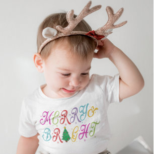 Camiseta Infantil Árvore de Natal Colorida Alegre e Brilhante