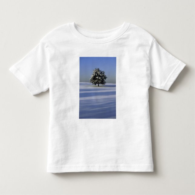Camiseta Infantil Árvore na paisagem coberto de neve (Frente)