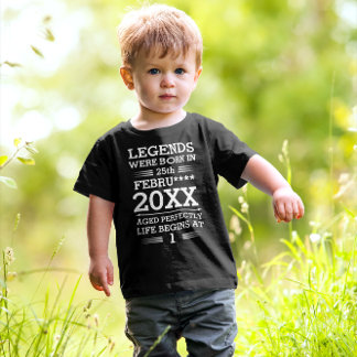 Camiseta Infantil As Legendas Personalizadas Foram Nasceres no Mês d