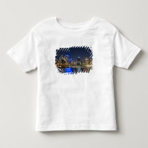 Camiseta Infantil Austrália, Sydney. Horizonte com Casa da Ópera vis
