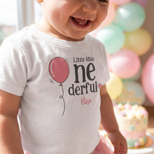 Camiseta Infantil Baloão de primeiro aniversário da adorável meninin