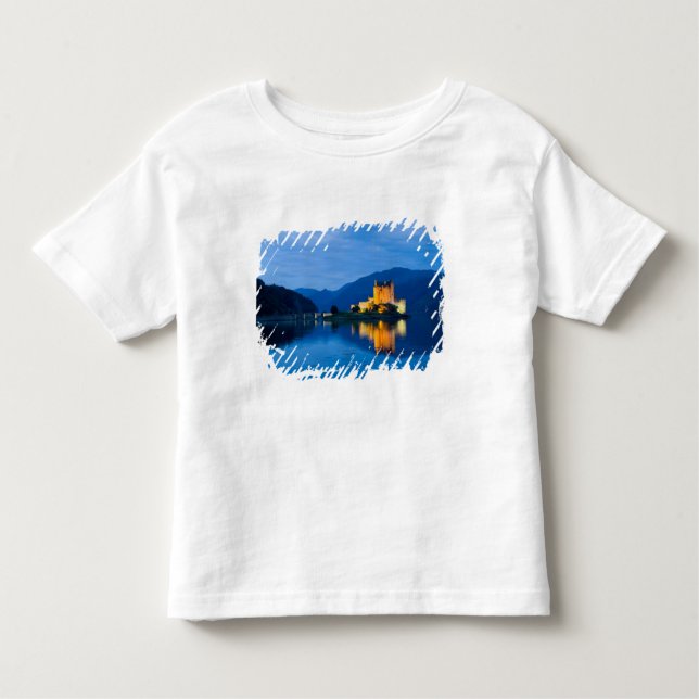 Camiseta Infantil Belo castelo de Eileen Donan, em Dornie Ocidental (Frente)