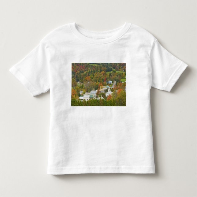 Camiseta Infantil Cabot, Vermont no outono. Reino Nordeste. (Frente)