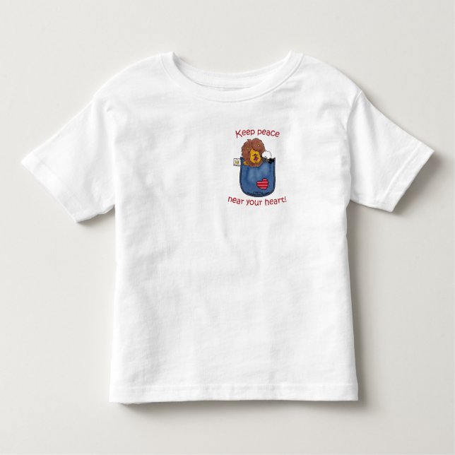 Camiseta Infantil Campos de bolso de leão e de carneiro (Frente)