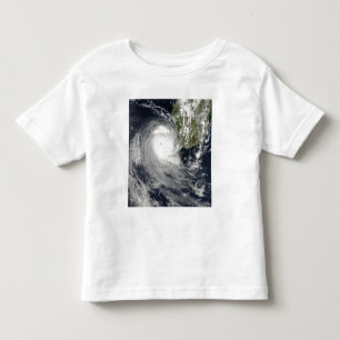 Camiseta Infantil Ciclone tropical Favio fora de Madagascar