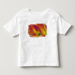 Camiseta Infantil Close-up da parte inferior da flor de tulipa, 4