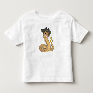 Camiseta Infantil Cobra como Pirata com Mão Gancho e Elemento