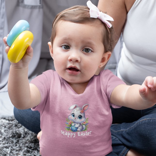Camiseta Infantil Coelhinho Branco e Bonito de Páscoa com Ovo (Criador carregado)