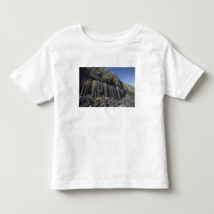 Camiseta Infantil Colunas de Basalto pela Caverna de Fingal, Staffa,