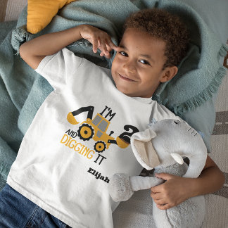 Camiseta Infantil Construção Feliz Aniversário Cavando Idade Nome