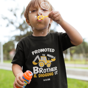 Camiseta Infantil Construindo Irmão Médio Escavando Ti v2 Kid
