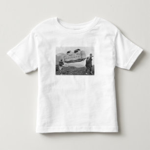 Camiseta Infantil Coolies que levam o algodão, 1901 (foto de b/w)