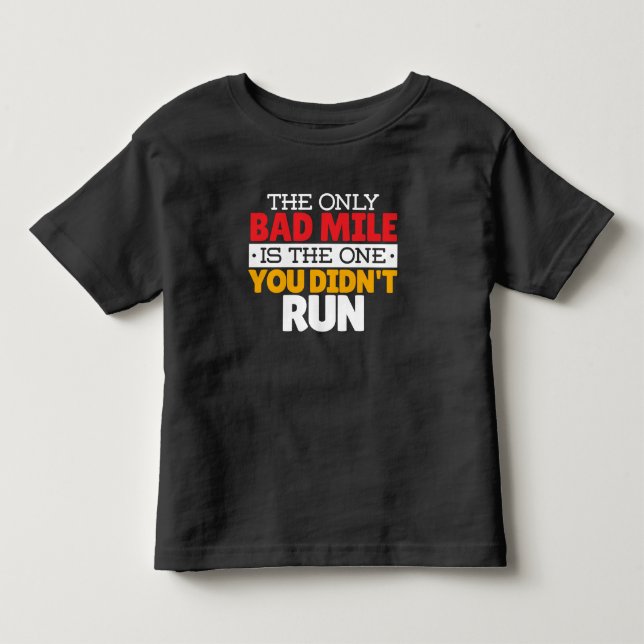 Camiseta Infantil Corredor - Citação engraçada de milha ruim de corr (Frente)