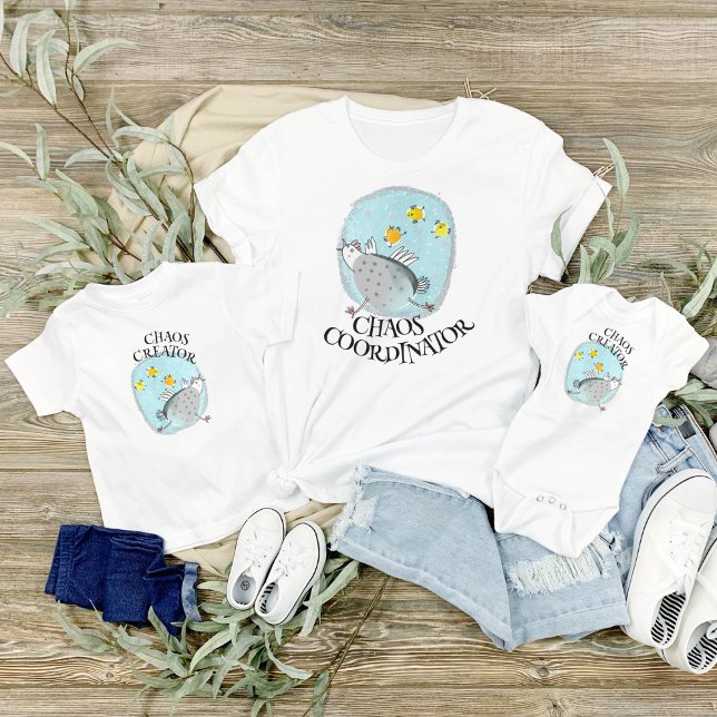 Camiseta Infantil Criador de caos, Mamãe e eu, frango e Pintinhos (Criador carregado)