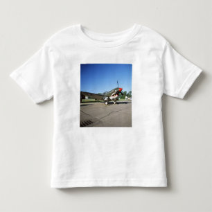 Camiseta Infantil Curtiss P-40 Warhawk, no Minnesota CAF Air Show