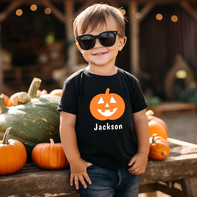 Camiseta Infantil Cute Orange Pumpkin Nome Personalizado Halloween (Criador carregado)