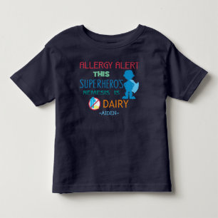 Camiseta Infantil Dairy Allergy Alert Super-herói Boy Silhouette