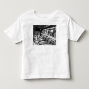 Camiseta Infantil Dentro do moinho de selo Dourado do Terra da palha
