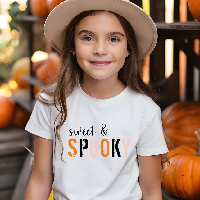 Camiseta Infantil Doce Colorido E Spooky | Feliz Dia das Bruxas (Criador carregado)