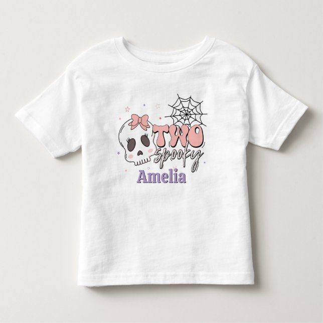 Camiseta Infantil Dois Bons Brancos, Rosa, Nome do Halloween Anivers (Frente)