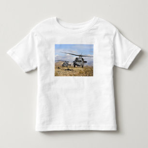 Camiseta Infantil Dois helicópteros de HH-60 Pavehawk que