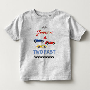 Camiseta Infantil Dois segundo aniversário Rápido de Carro