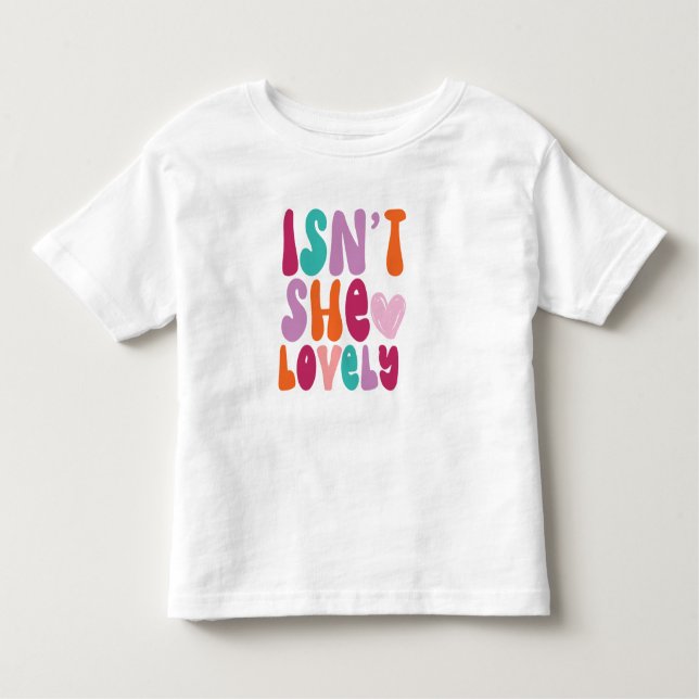 Camiseta Infantil "Ela não é adorável" Arco-Íris (Frente)