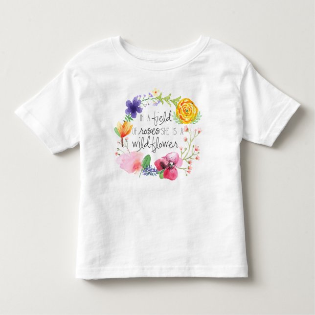 Camiseta Infantil Em um campo dos rosas, é um t-shirt do Wildflower (Frente)