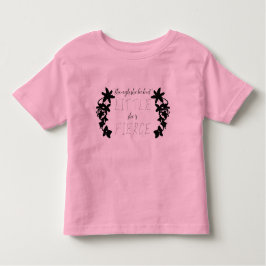 Camiseta Infantil "Embora Ela Seja Pequena Ela É Feroz" Midsummer
