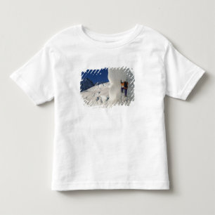 Camiseta Infantil Escalada no gelo no glaciar Tasman abaixo do Monte