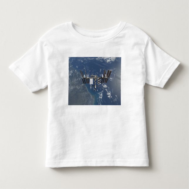 Camiseta Infantil Estação Espacial Internacional em órbita 3 (Frente)