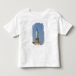 Camiseta Infantil Estátua da liberdade na ilha da liberdade em novo