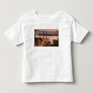 Camiseta Infantil EUA, Mississippi, Natchez. Natchez Under the