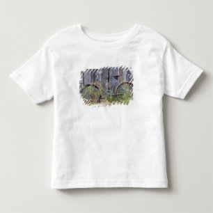 Camiseta Infantil EUA, Oregon, Bend. Uma bicicleta velha em ruínas