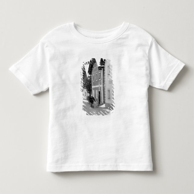 Camiseta Infantil Europa, Áustria, Hallstat. Rua nevada (Frente)